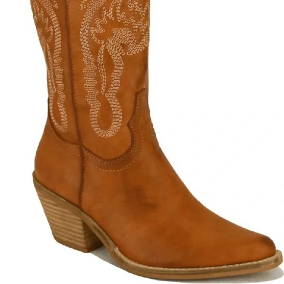 Size 11 Beast Fashion Camel Faux Suede Embroidered Tall Western Cowboy Boot - Picture 2 of 6